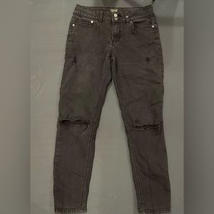 Women black knee ripped jeans